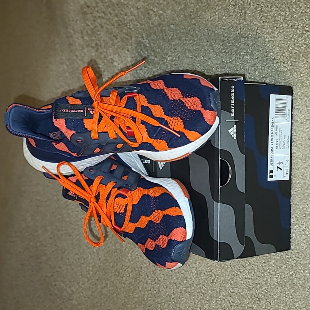 Women's 7.5 Ultraboost 22X Marimekko Shoes -gently used -with box